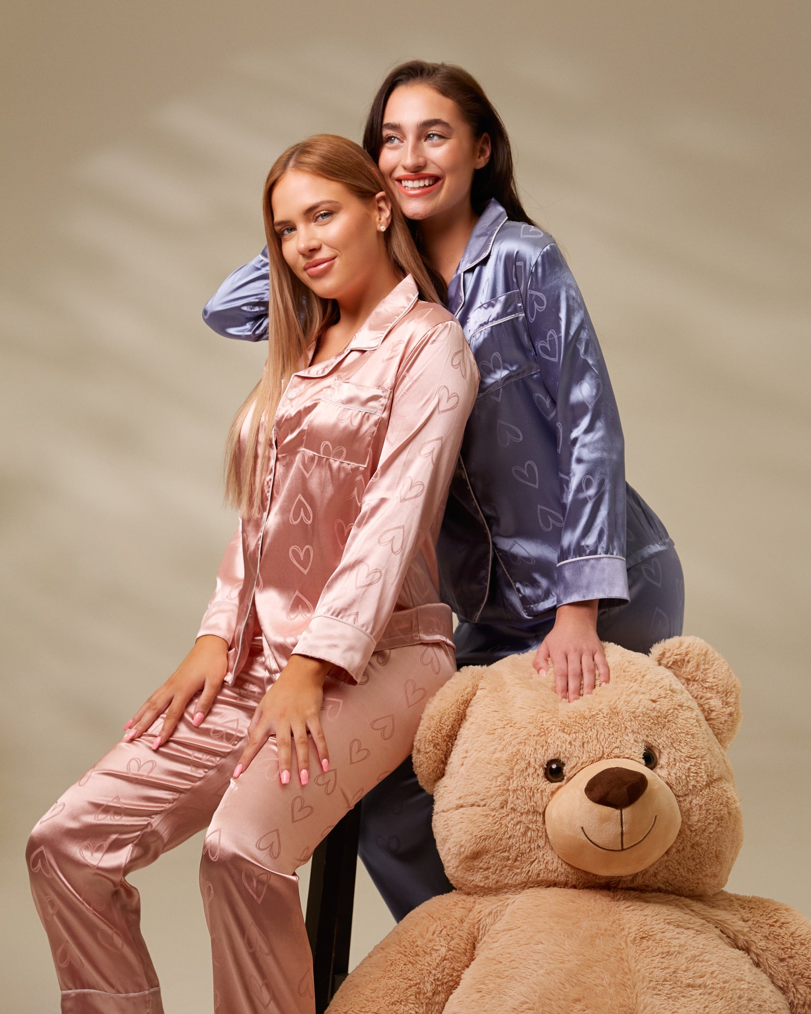 Satin Amour Pyjama Set